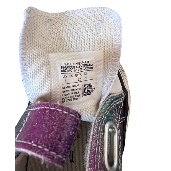 Girls Converse Glitter Rainbow, size 7 - Picture 7 of 7